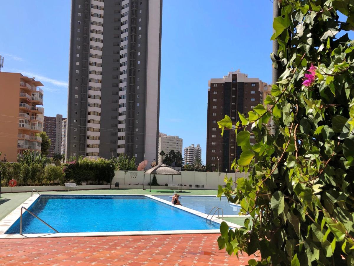 Gemelos 2 Holiday Apts. With Pool Бенідорм Екстер'єр фото